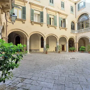 Palazzo Mazzarino , Palermo Italia
